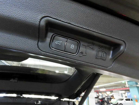 Ford Explorer — photo 15