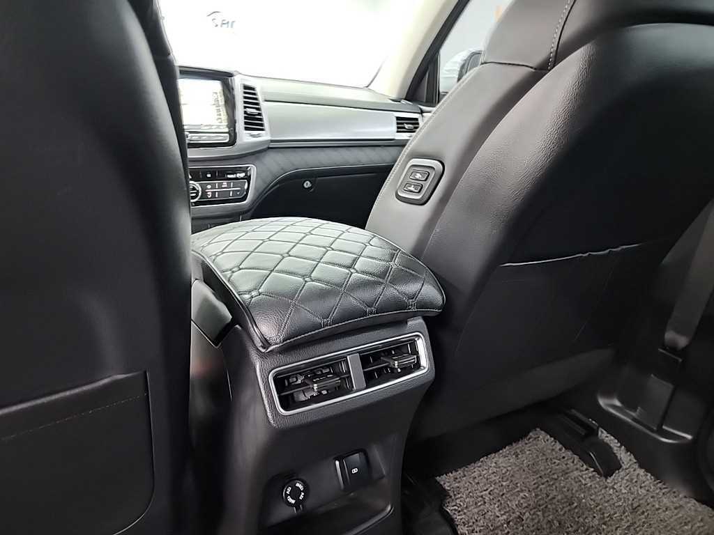 KGM Rexton — photo 13