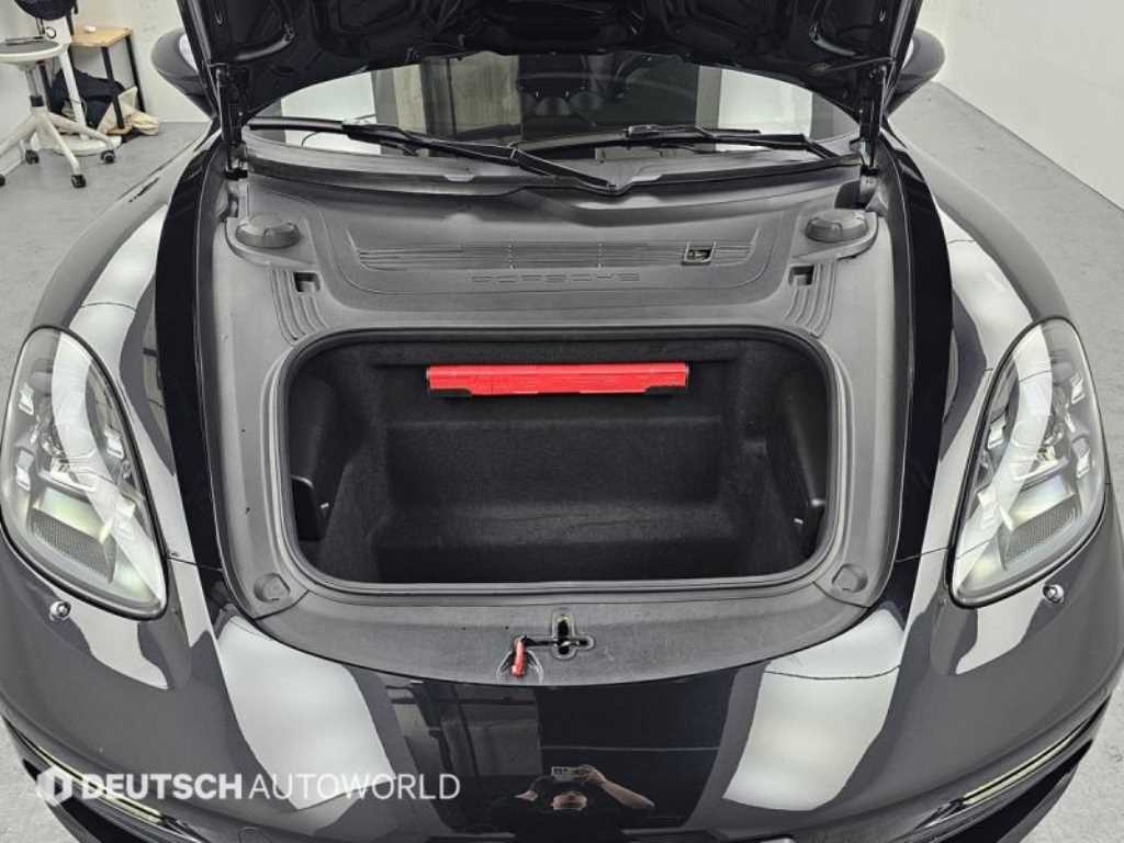 Porsche 718 — photo 06