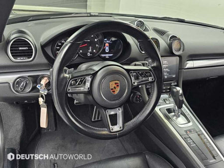 Porsche 718 — photo 13