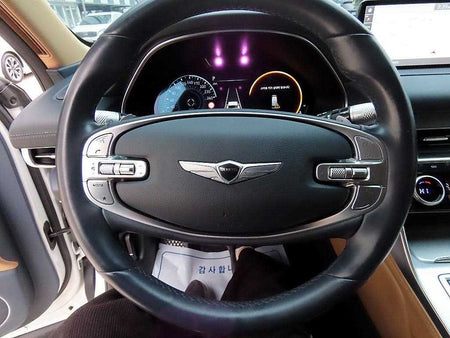 Genesis GV80 — photo 08