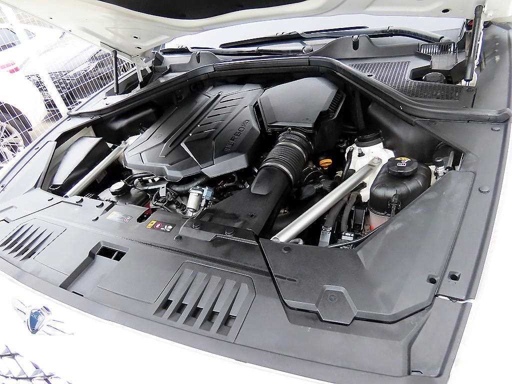 Genesis GV80 — photo 19