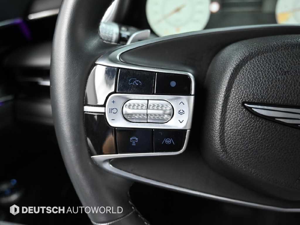 Genesis G90 — photo 17