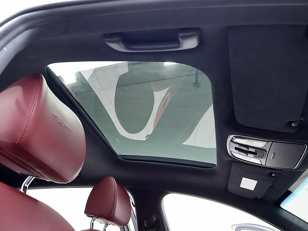Kia Stinger — photo 16