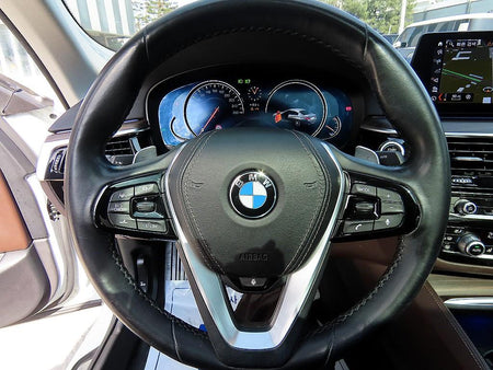 BMW 5-Series — photo 08