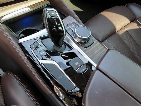 BMW 5-Series — photo 11
