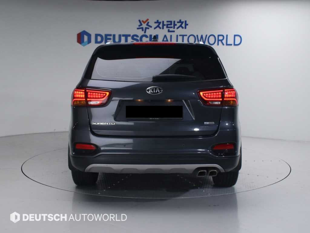 Kia Sorento — photo 04