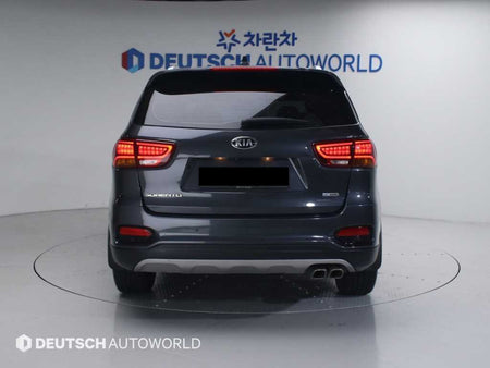 Kia Sorento — photo 04