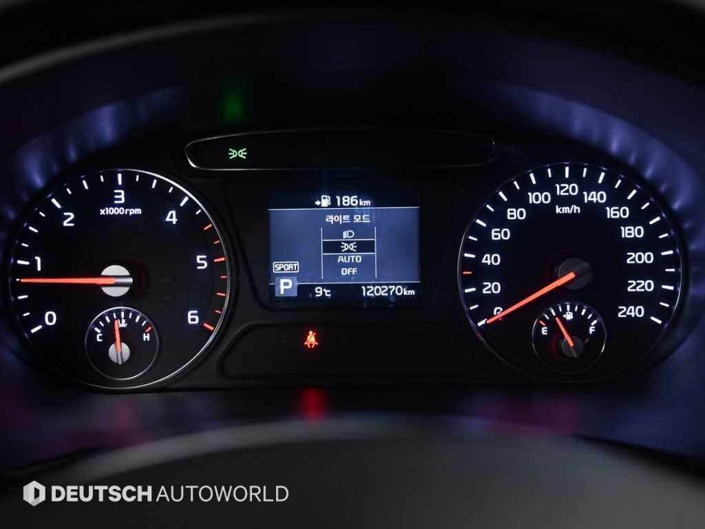 Kia Sorento — photo 08