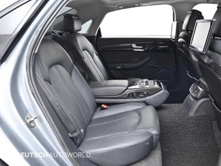 Audi A8 — photo 12