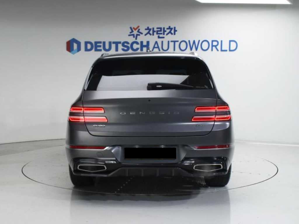 Genesis GV80 — photo 04