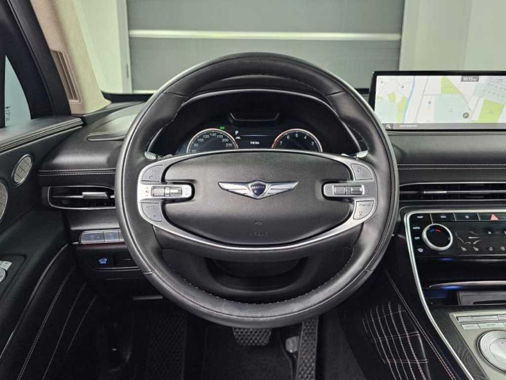 Genesis GV80 — photo 13