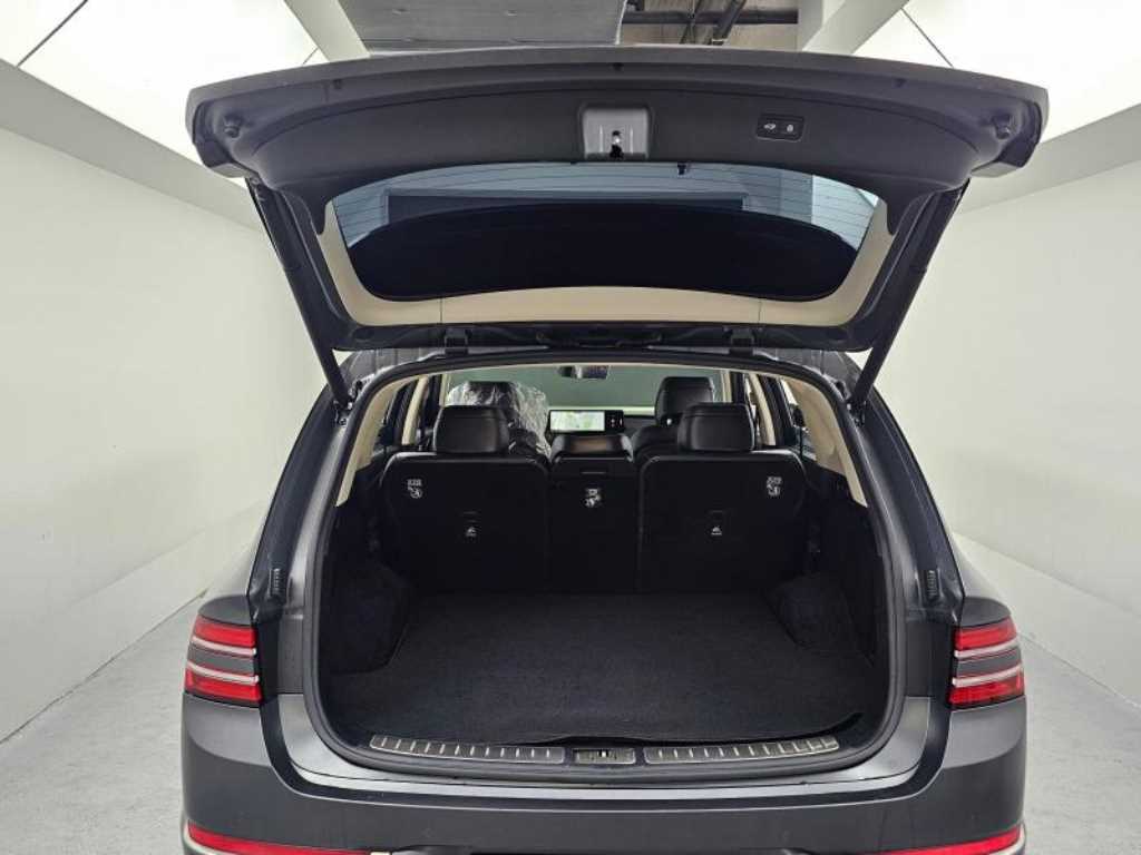 Genesis GV80 — photo 20