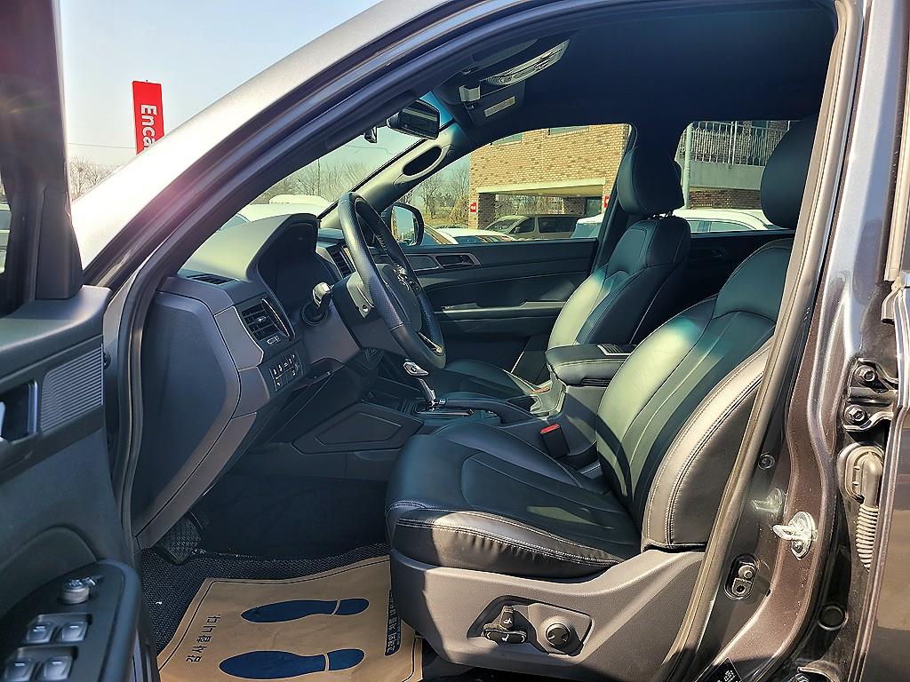 KGM Rexton — photo 06