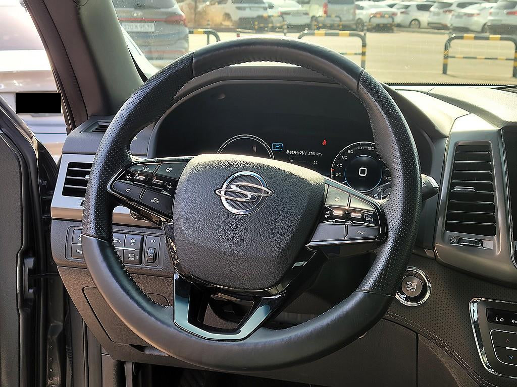 KGM Rexton — photo 08