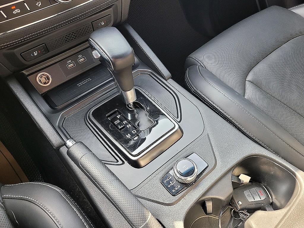 KGM Rexton — photo 11