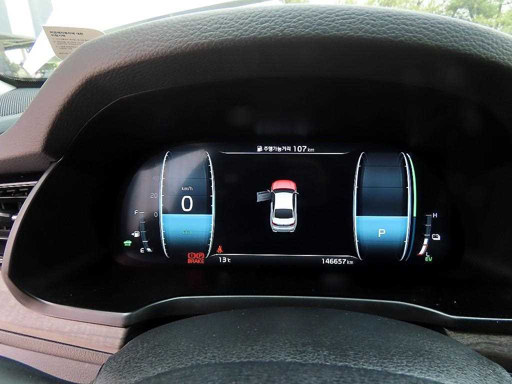 Kia K7 — photo 09