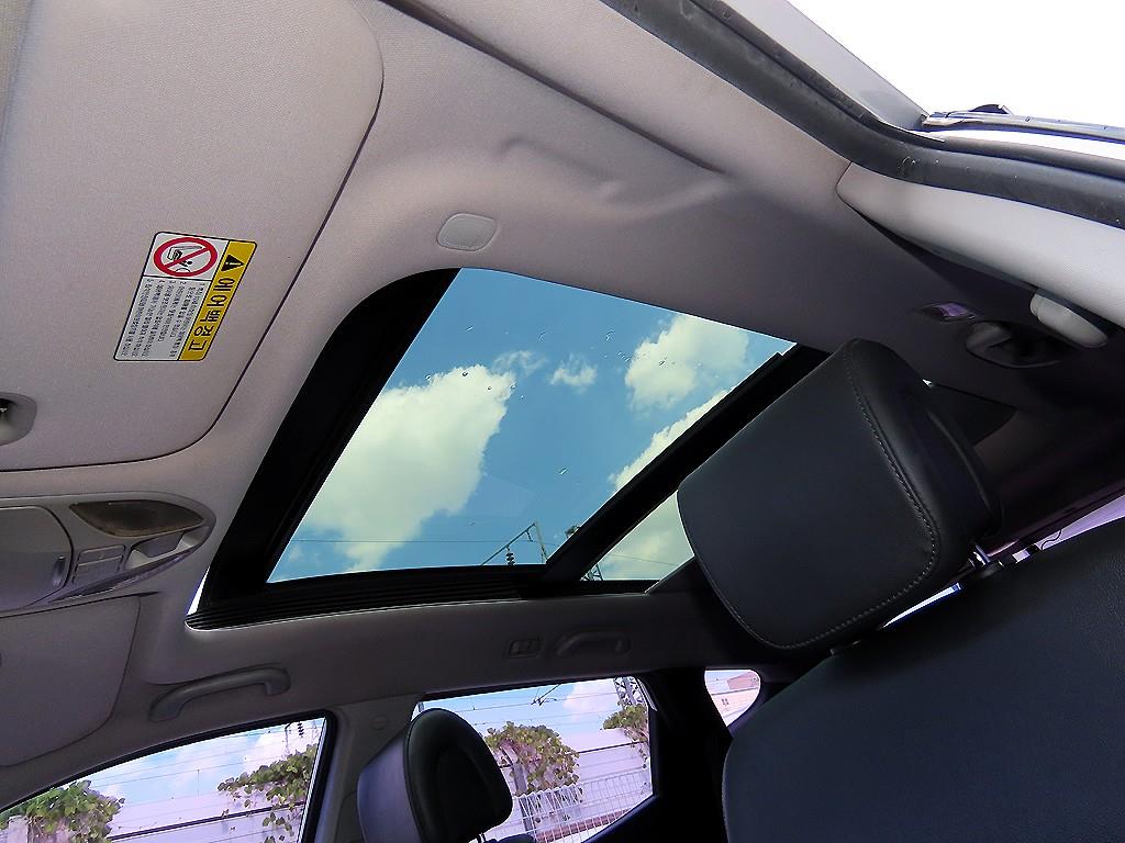 Hyundai Santafe — photo 16