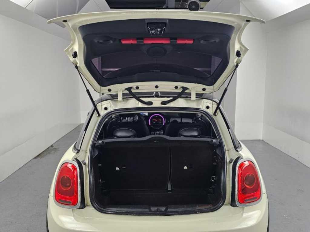 Mini Cooper — photo 20