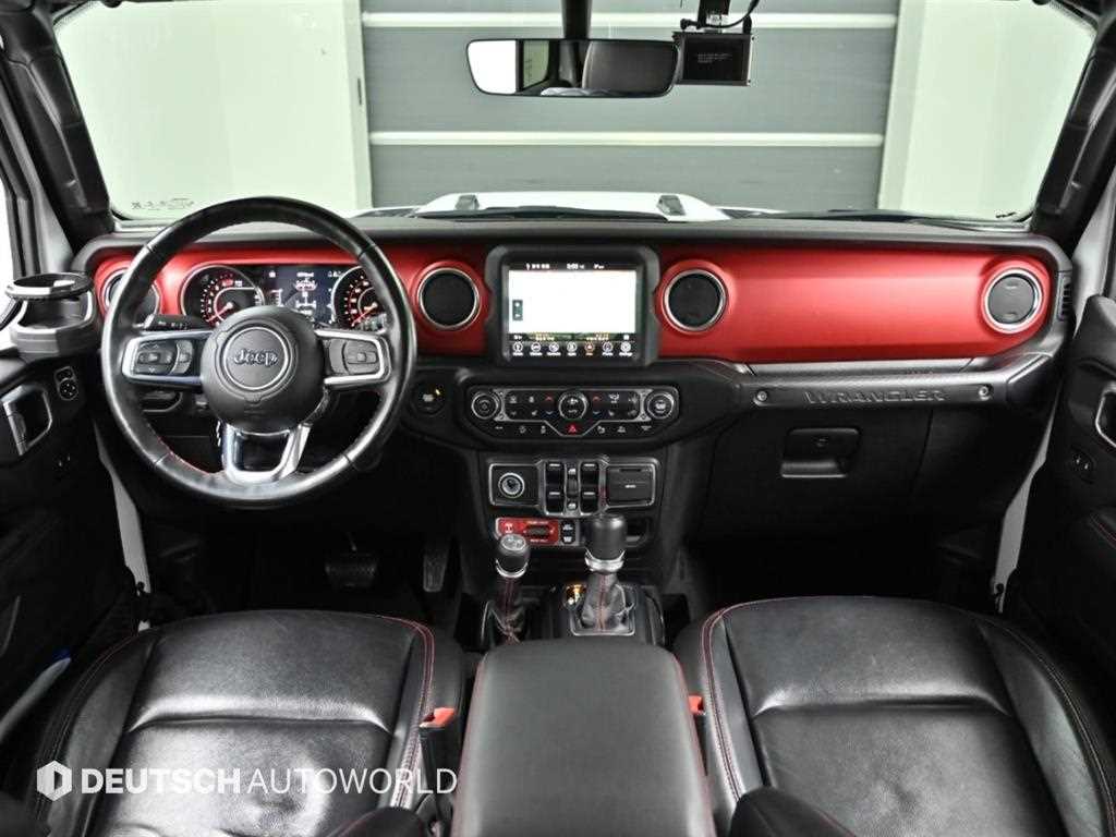 Jeep Wrangler — photo 07