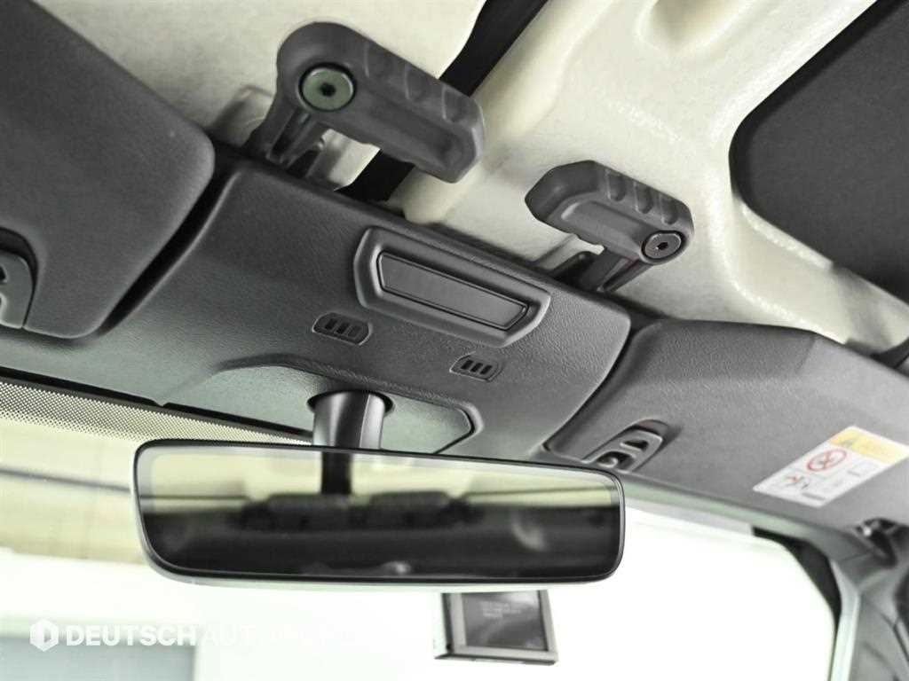 Jeep Wrangler — photo 20