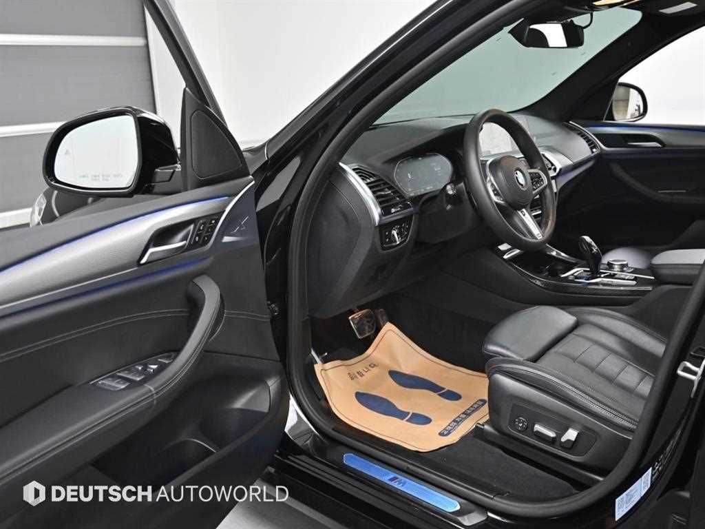 BMW X3 — photo 11
