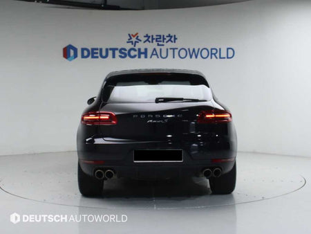 Porsche Macan — photo 05