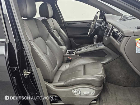 Porsche Macan — photo 11