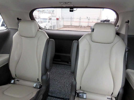 Kia Carnival — photo 07