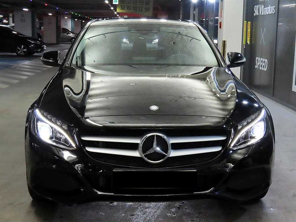 Mercedes-Benz C-Class — photo 02