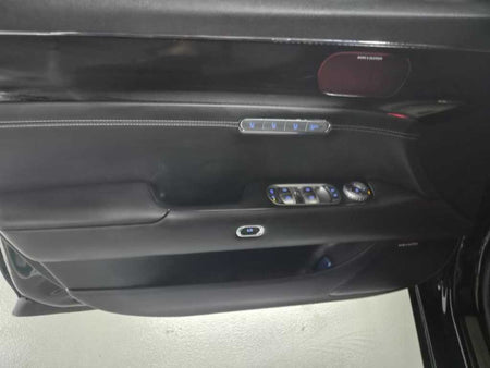 Genesis G90 — photo 09