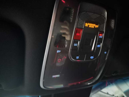 Genesis G90 — photo 16