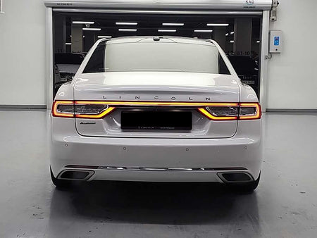 Lincoln Continental — photo 03