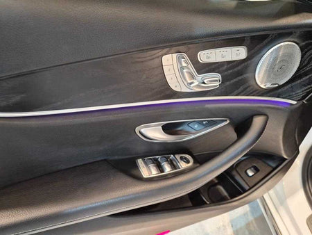 Mercedes-Benz E-Class — photo 11