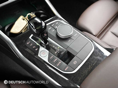 BMW 3-Series — photo 09