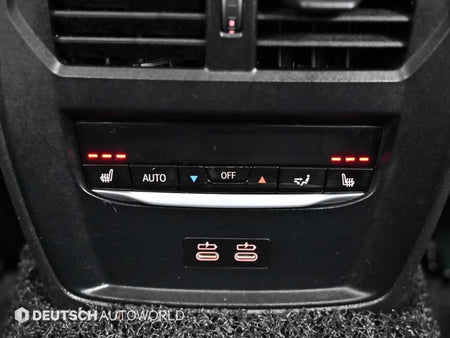 BMW 3-Series — photo 16