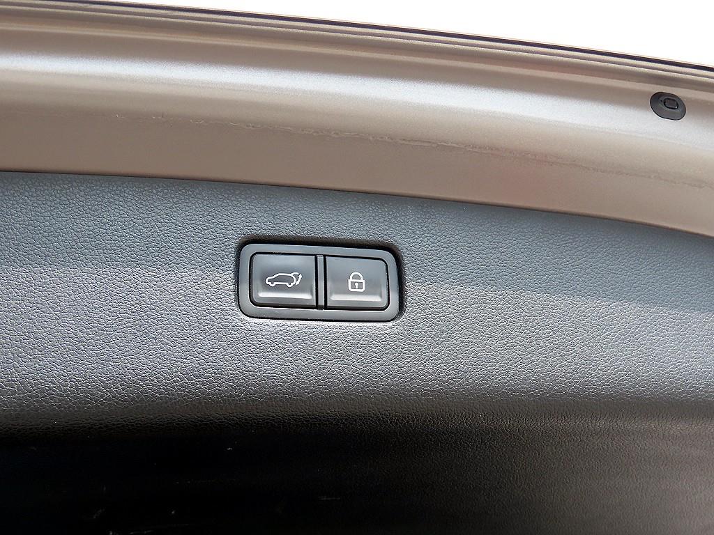 Genesis GV80 — photo 15