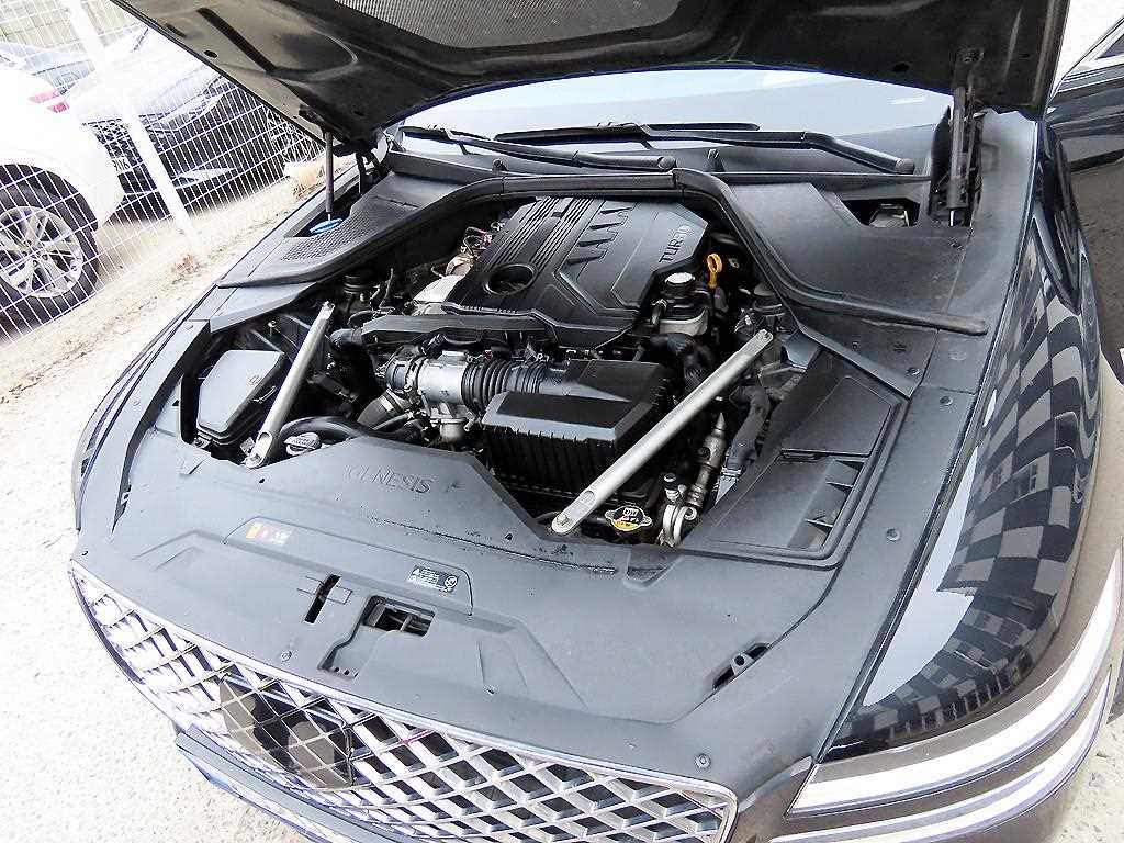 Genesis G80 — photo 19