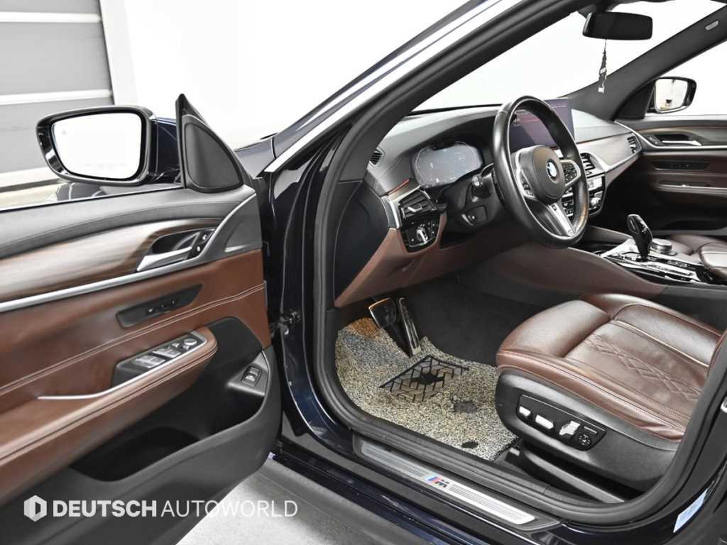 BMW Gran Turismo — photo 11