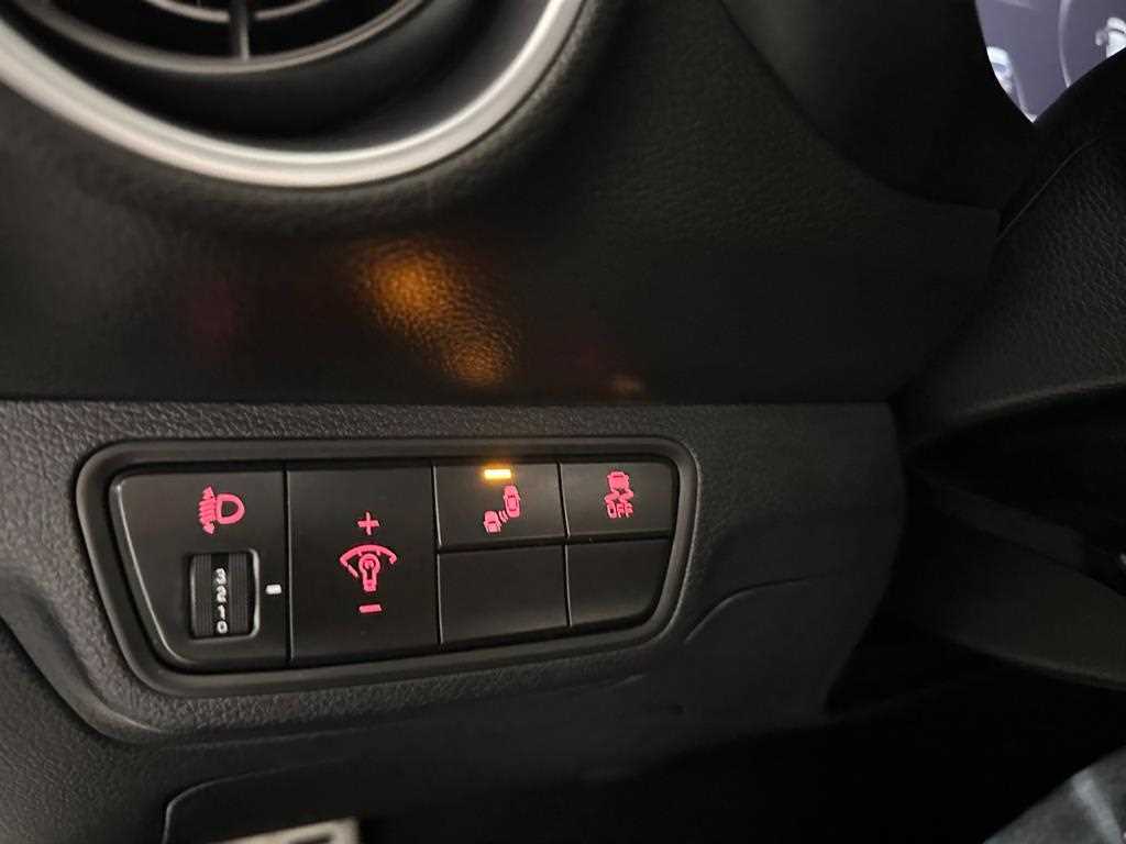 Kia K3 — photo 07
