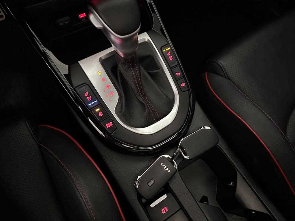 Kia K3 — photo 12