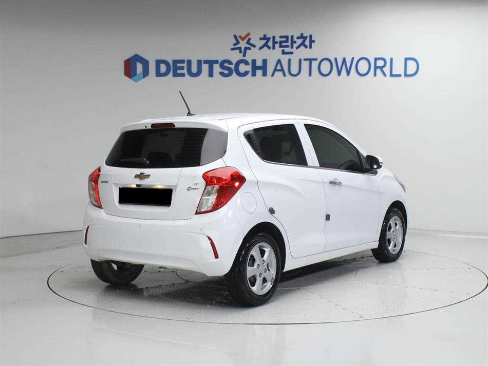 CHEVROLET Spark — photo 02