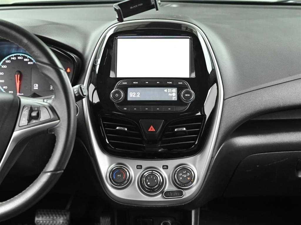 CHEVROLET Spark — photo 14