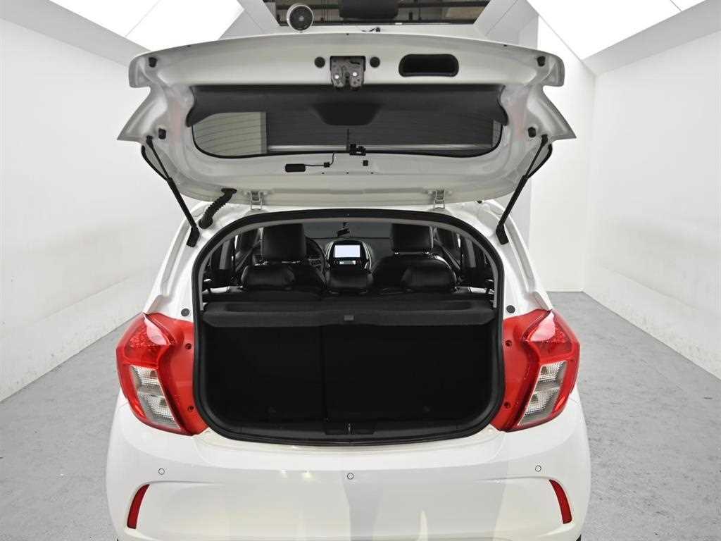 CHEVROLET Spark — photo 19