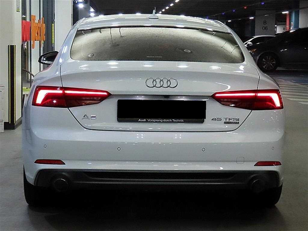 Audi A5 — photo 05