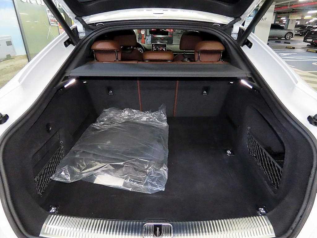 Audi A5 — photo 16