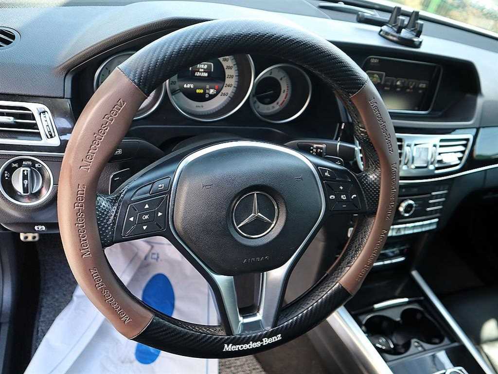 Mercedes-Benz E-Class — photo 08