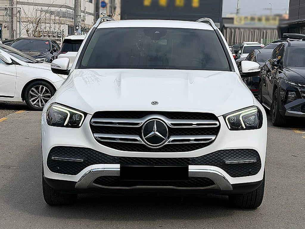 Mercedes-Benz GLE-Class — photo 01