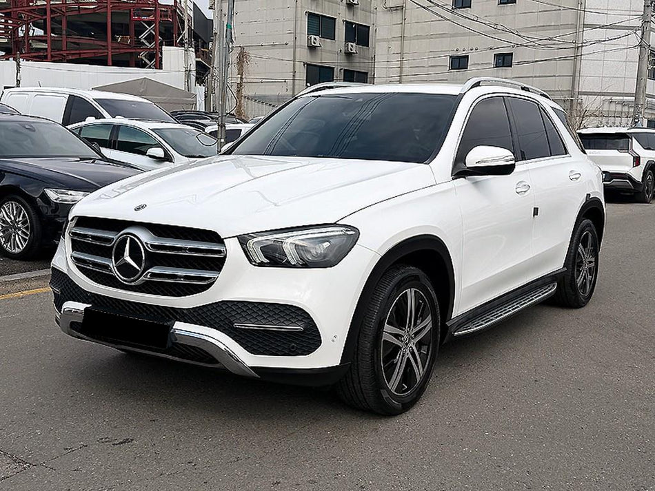 Mercedes-Benz GLE-Class — photo 02