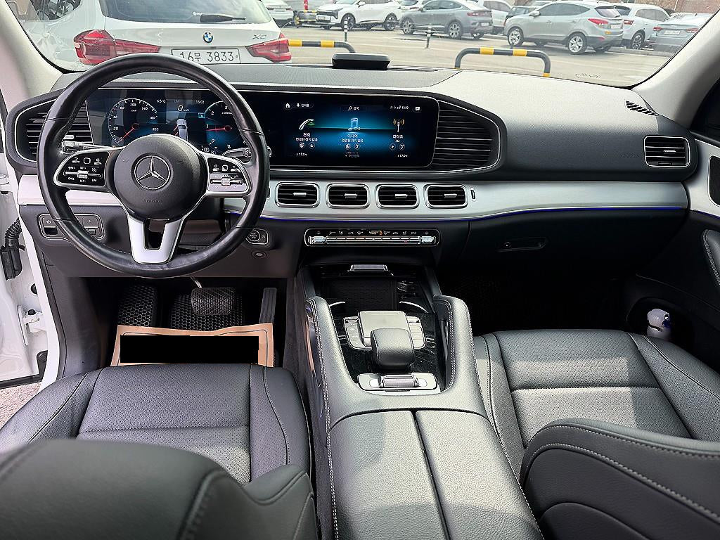 Mercedes-Benz GLE-Class — photo 05